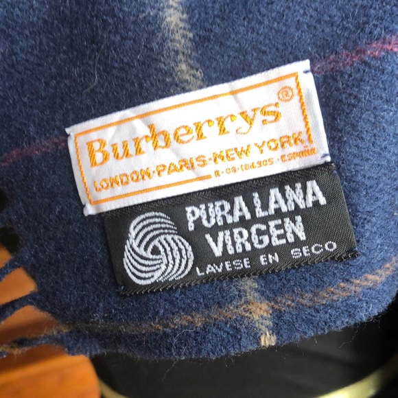 Vintage Burberry Scarf - Picture 2 of 3